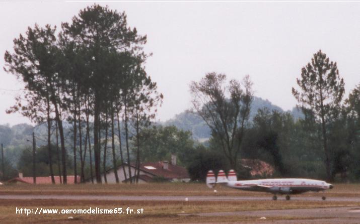 atterrissage du super constellation