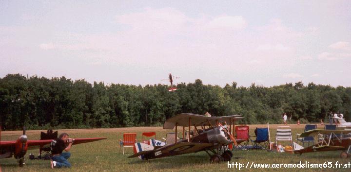 a�rodrome cerny la ferte alais