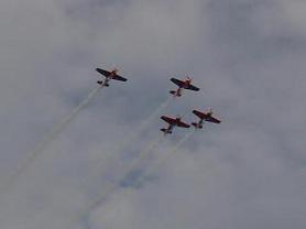 Patrouille Tranchant en vol, fumig�ne en marche