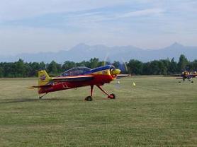 Yak 54 sur le tarmac
